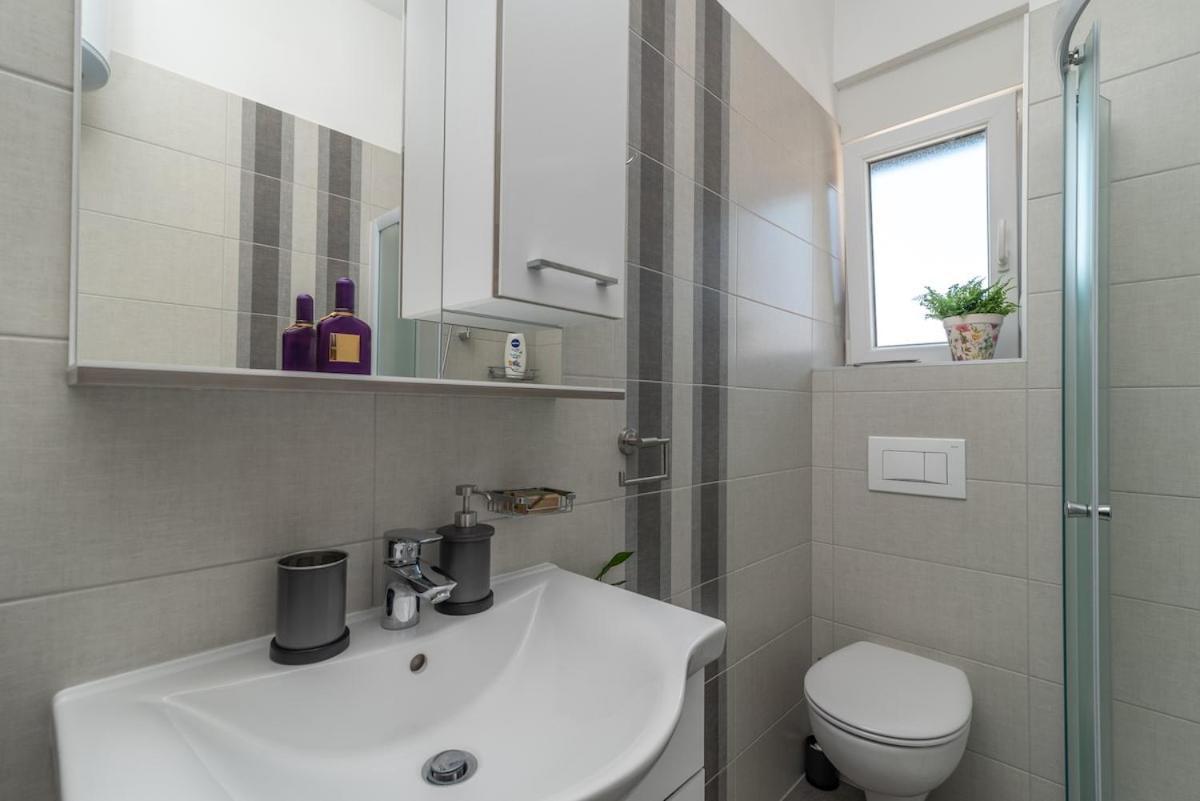 Apartman Spiro Trogir Exterior foto
